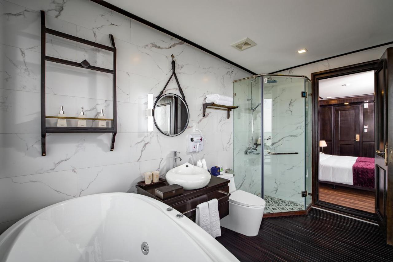 Hotel Peony Cruises Hạ Long Exterior foto